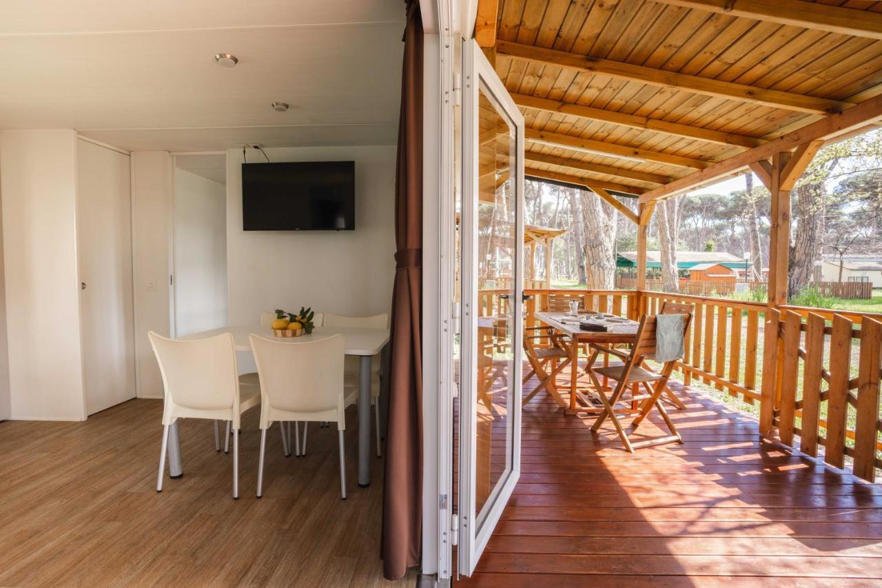 Isola Verde Camping Village 内图诺 外观 照片