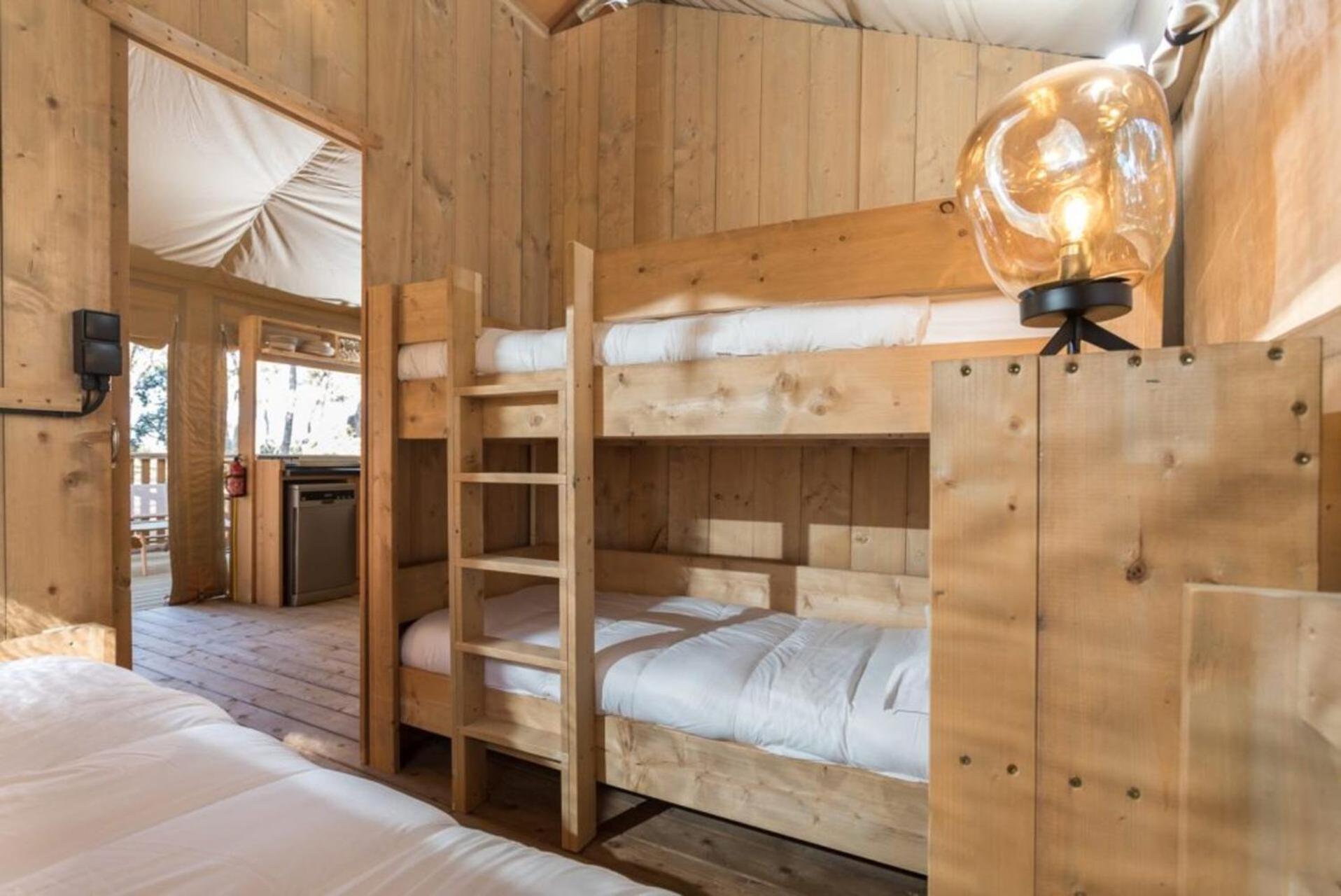 Isola Verde Camping Village 内图诺 外观 照片